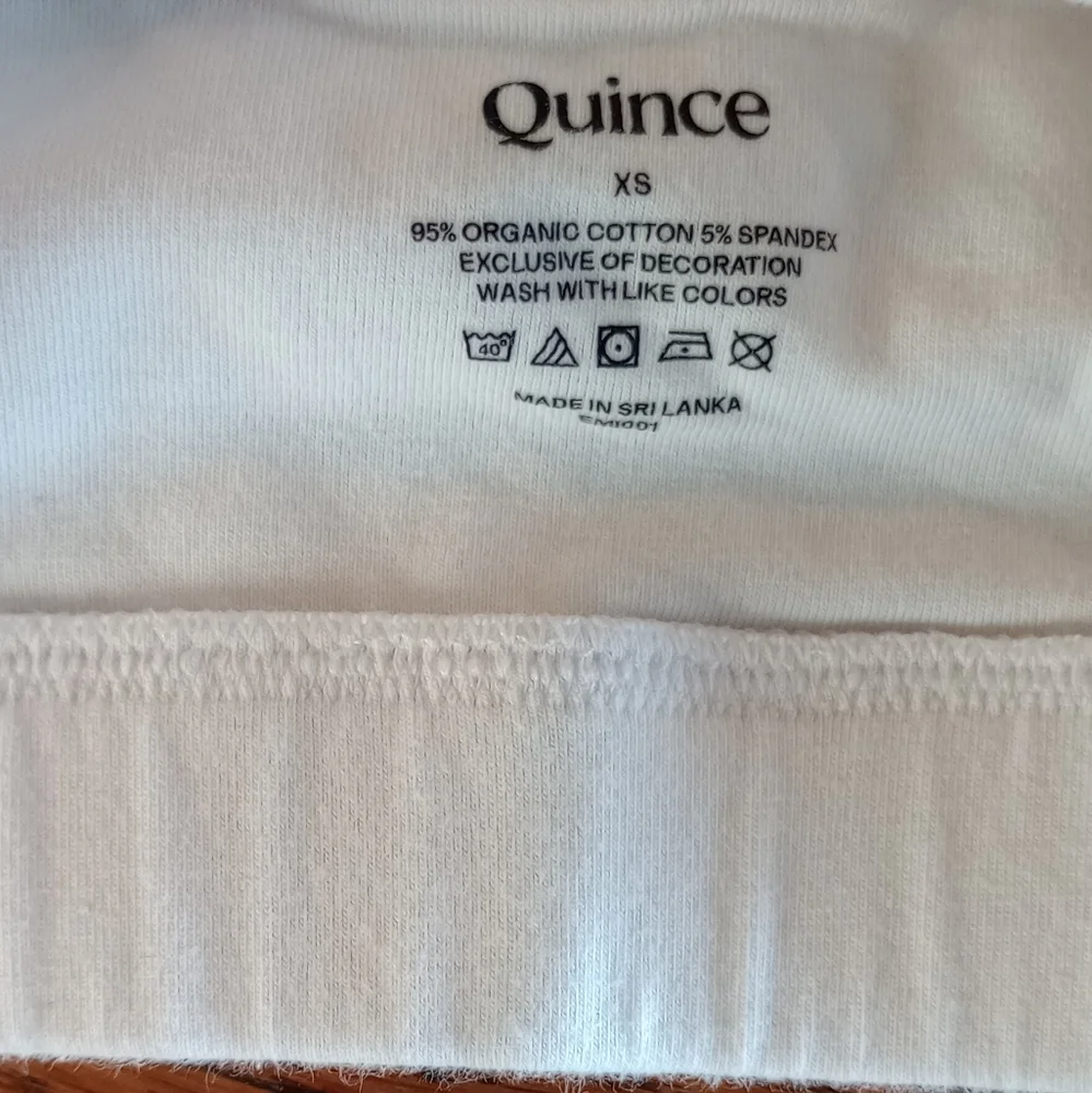 Quince Organic Cotton White Apparel - Picture 2 of 2
